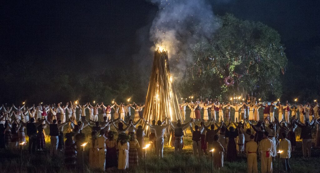 Encenação do ritual da cultura ucraniana, Ivana Kupala.